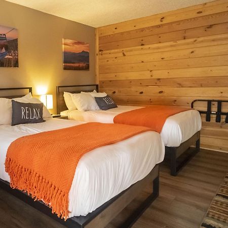 Ski Lift Lodge & Cabins Флагстафф Экстерьер фото