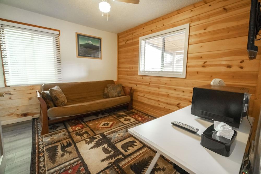 Ski Lift Lodge & Cabins Флагстафф Экстерьер фото